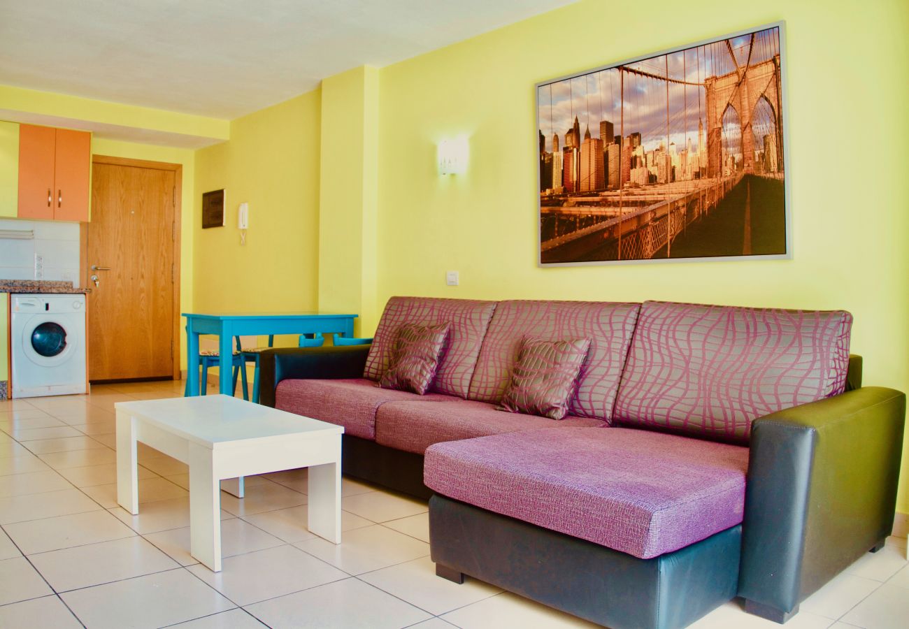 Apartamento en San Bartolomé de Tirajana - Click&Guest · Crisp Modern House in Maspalo