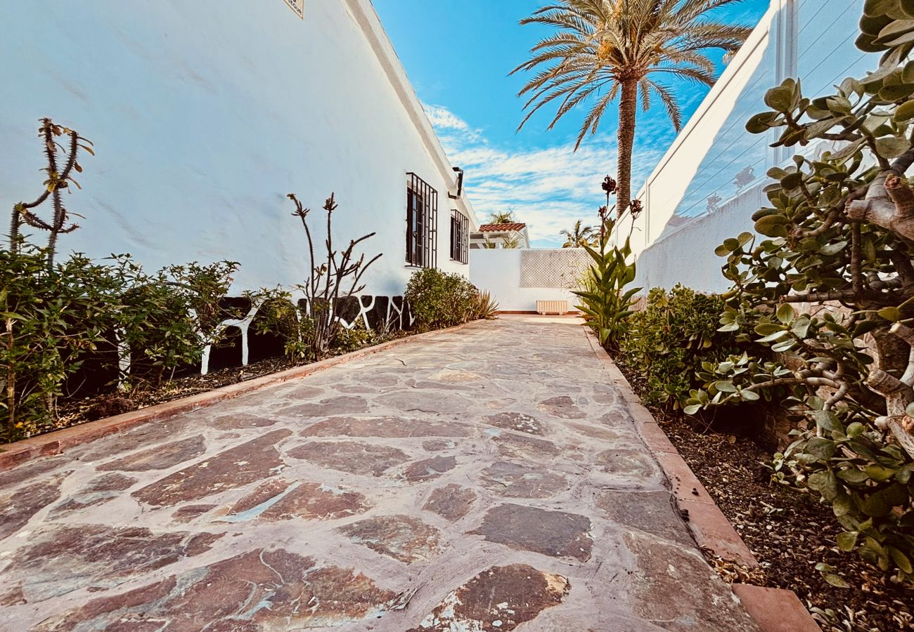 Bungalow en San Bartolomé de Tirajana - Click&Guest · Holiday Bungalow in Playa del Inglés