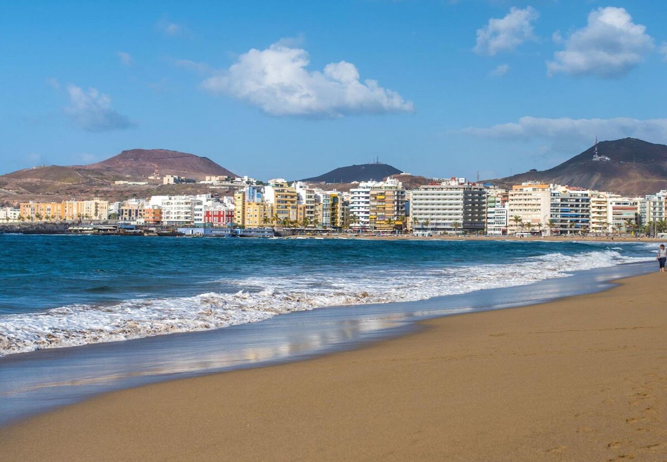 Apartamento en Las Palmas de Gran Canaria - Click&Guest · Casa Edison near Las Canteras Beach