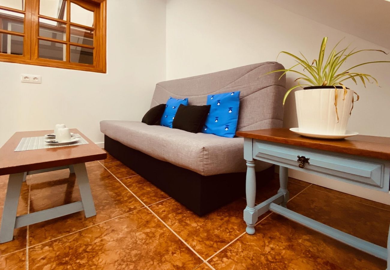 Apartamento en Las Palmas de Gran Canaria - Click&Guest · Casa Edison near Las Canteras Beach