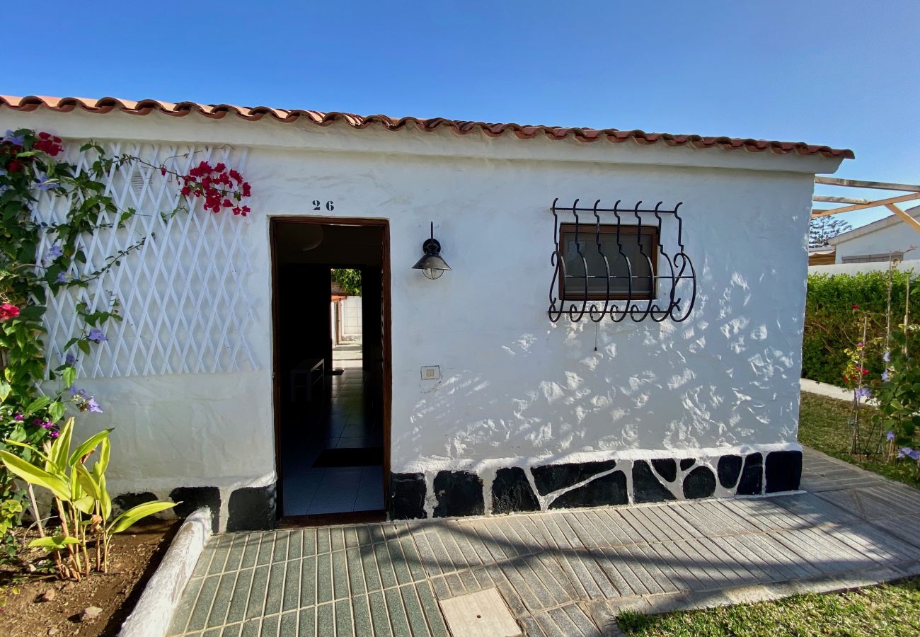 Apartamento en Maspalomas - Click&Guest · Casita Blanca near Yumbo