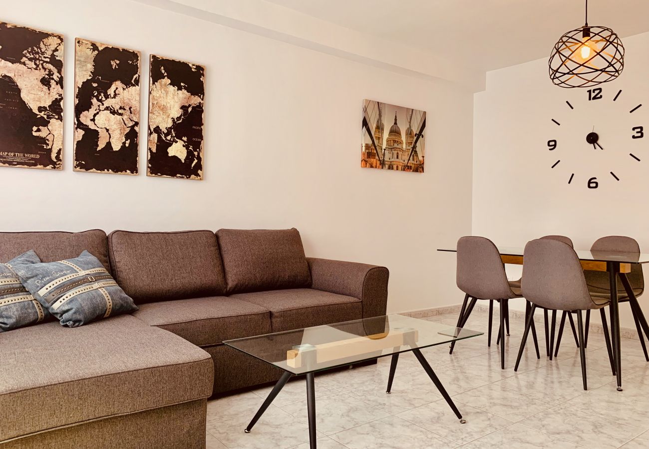 Apartamento en Santa Lucía de Tirajana - Click&Guest · A&F Comfort Modern House