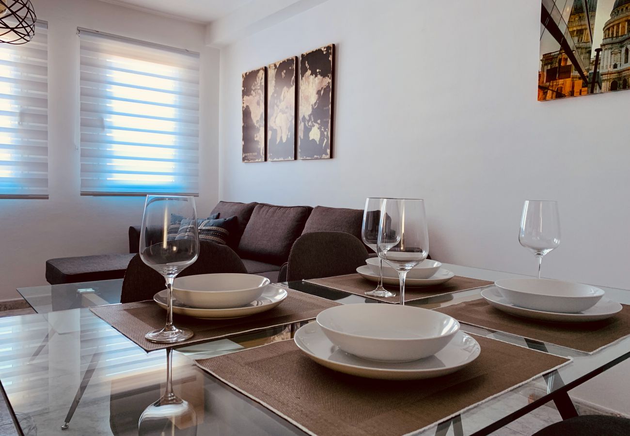 Apartamento en Santa Lucía de Tirajana - Click&Guest · A&F Comfort Modern House