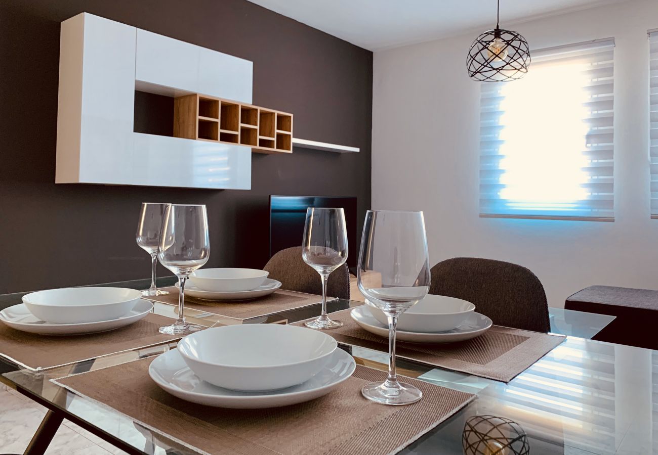 Apartamento en Santa Lucía de Tirajana - Click&Guest · A&F Comfort Modern House