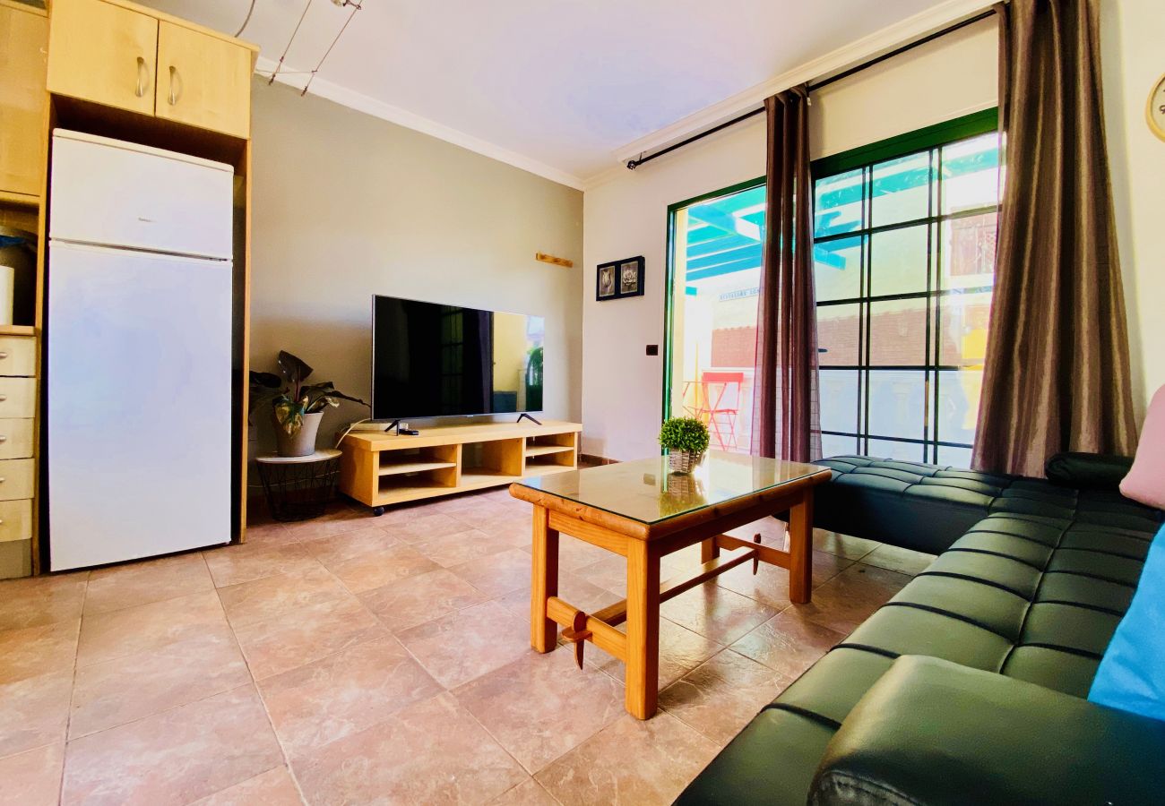 Bungalow en San Bartolomé de Tirajana - Click&Guest · Cozy and Sunny Bungalow in