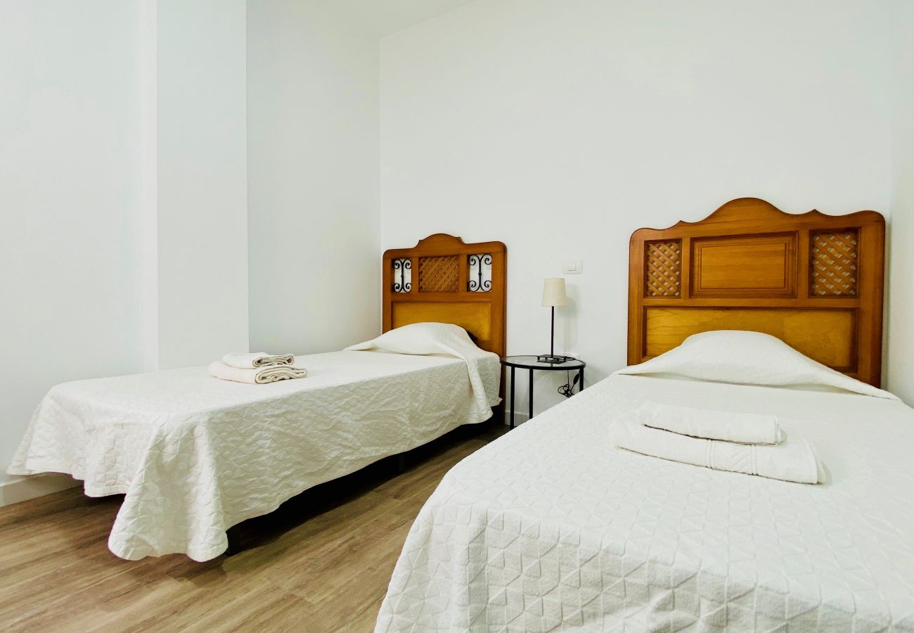 Apartamento en Vecindario - Click&Guest · Suite Dream Capricho