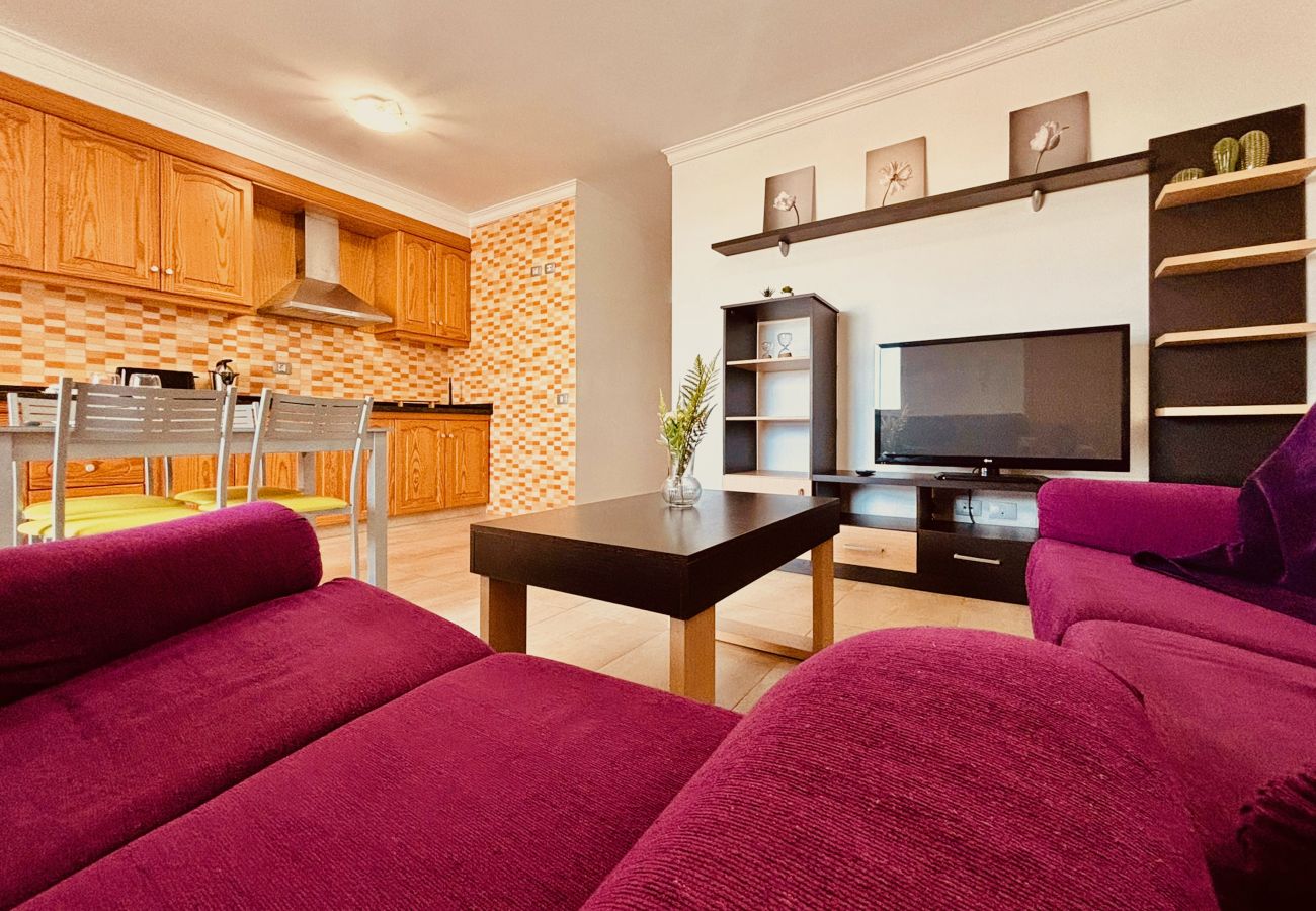 Apartamento en Vecindario - Click & Guest - Urban and Quiet House