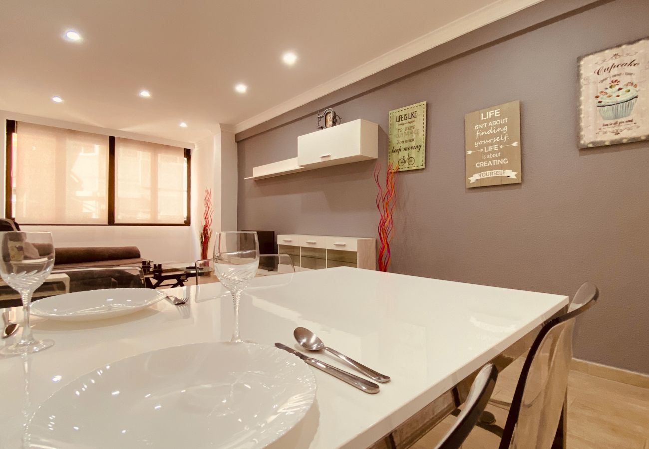 Apartamento en Las Palmas de Gran Canaria - Click&Guest - Las Canteras Rose