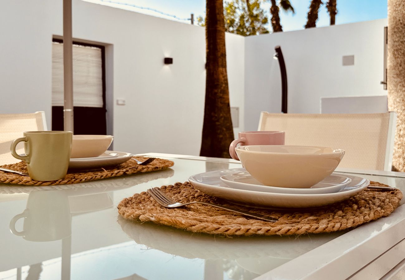 Apartamento en San Bartolomé de Tirajana - Click&Guest · Maspalomas Serenity Villa