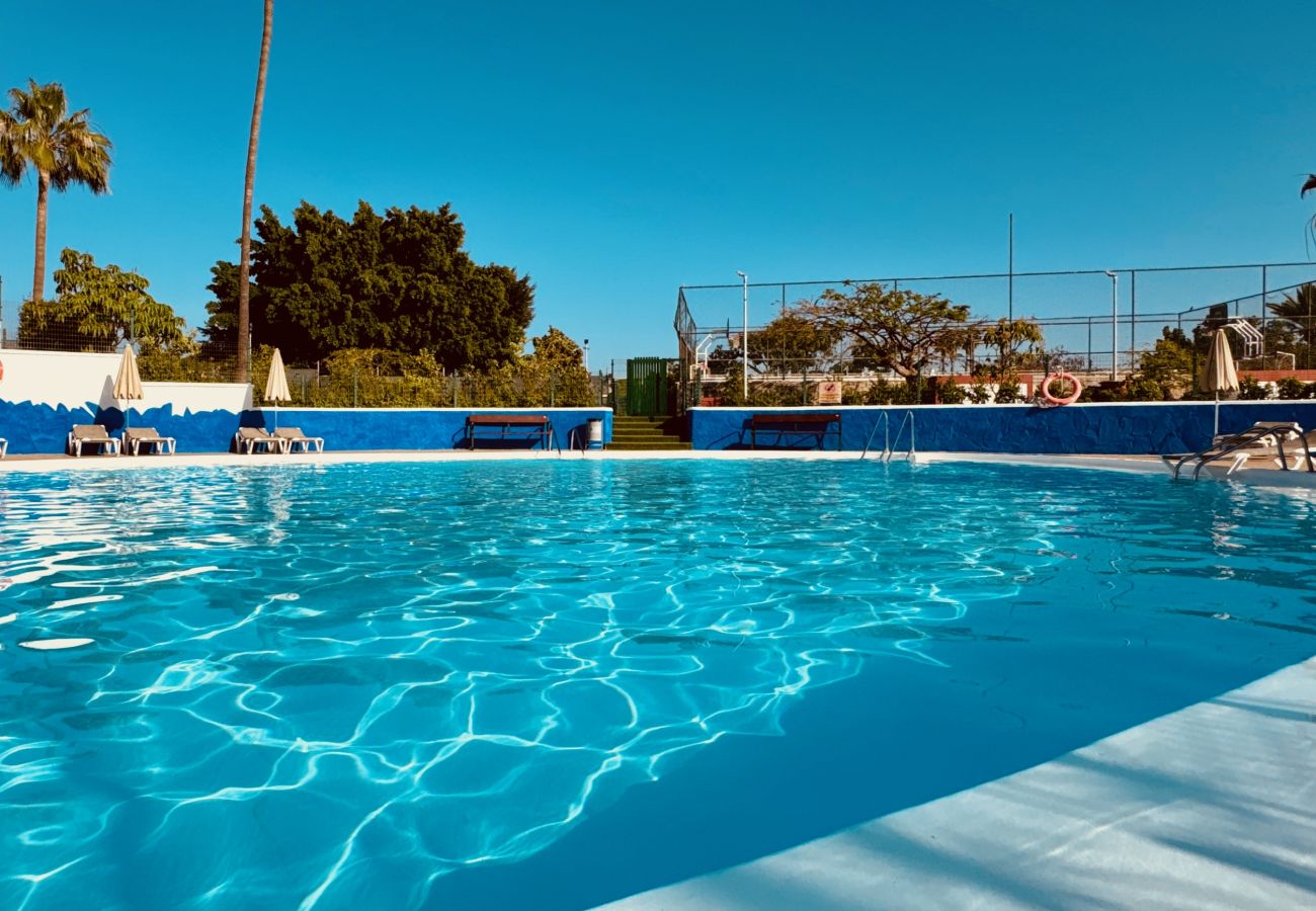 Apartamento en San Bartolomé de Tirajana - Click&Guest · Maspalomas Serenity Villa