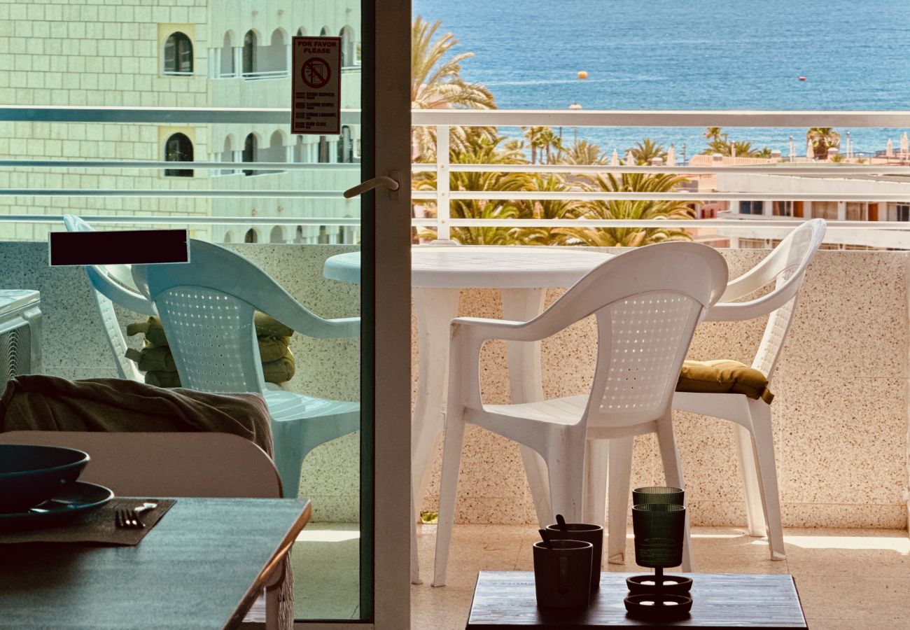 Apartamento en San Bartolomé de Tirajana - Click&Guest · Beach Star Apartment in Maspalomas