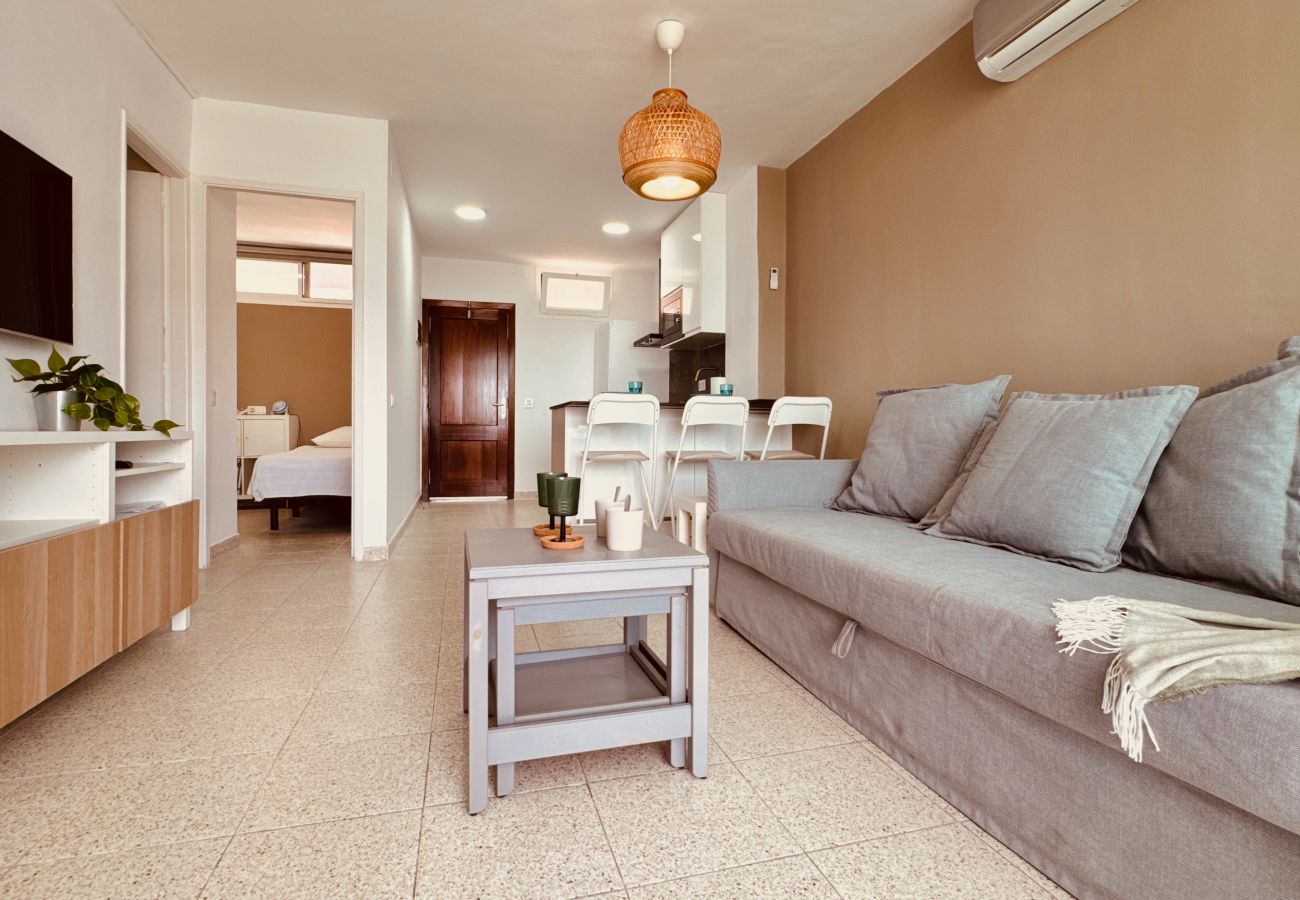 Apartamento en San Bartolomé de Tirajana - Click&Guest · Beach Star Apartment in Maspalomas