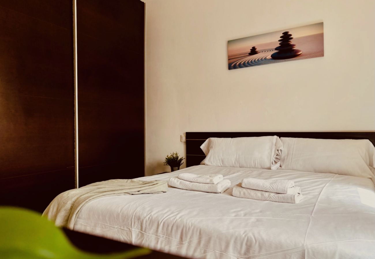 Apartamento en San Bartolomé de Tirajana - Click&Guest - Castillo Dream