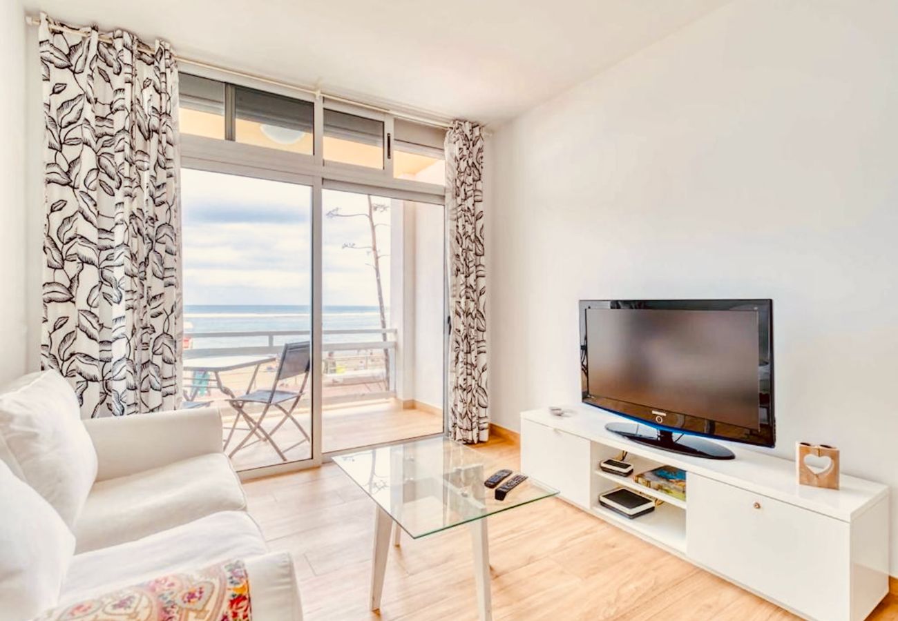 Apartamento en Las Palmas de Gran Canaria - Click&Guest - Oceanview Bliss in Gran Canaria