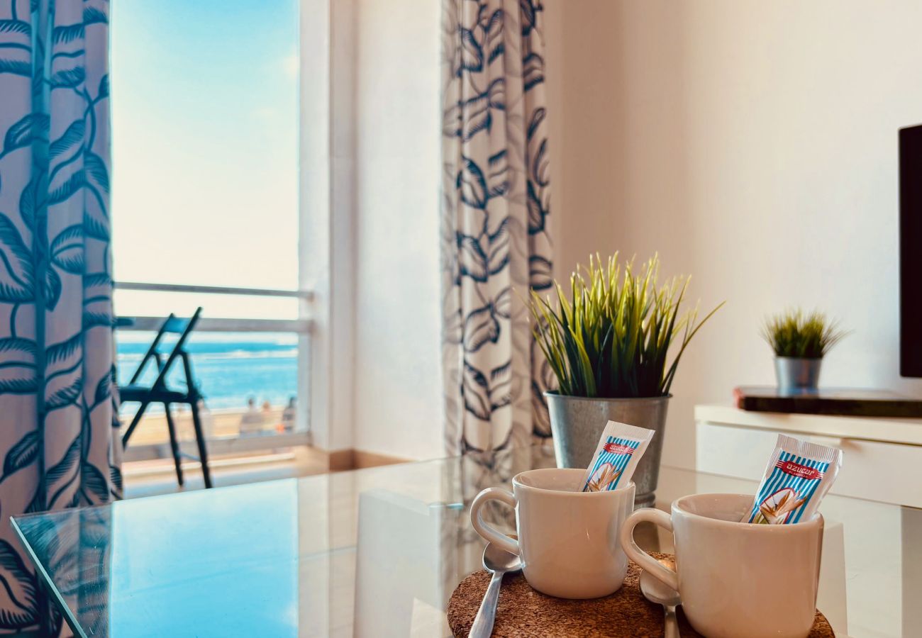 Apartamento en Las Palmas de Gran Canaria - Click&Guest - Oceanview Bliss in Gran Canaria