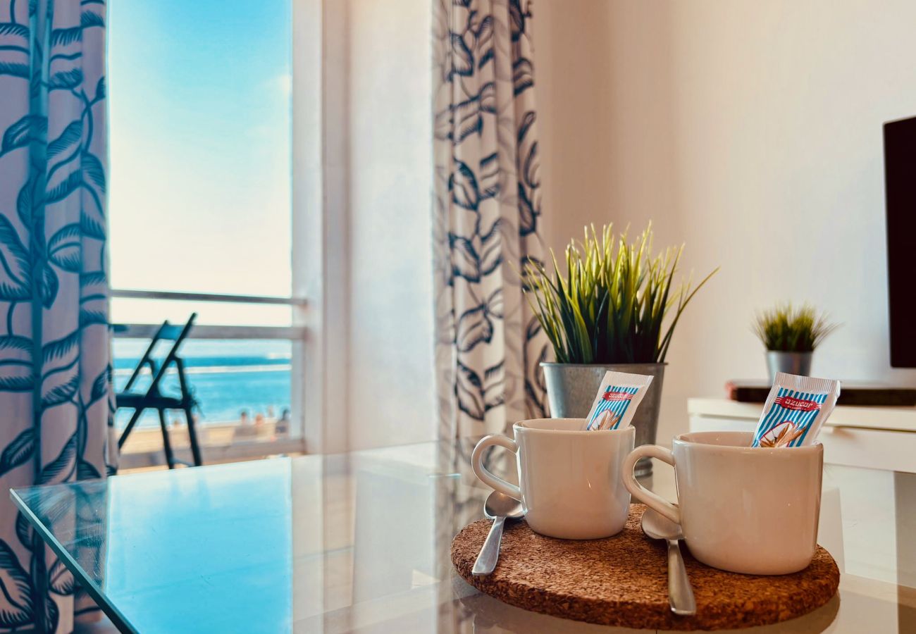 Apartamento en Las Palmas de Gran Canaria - Click&Guest - Oceanview Bliss in Gran Canaria