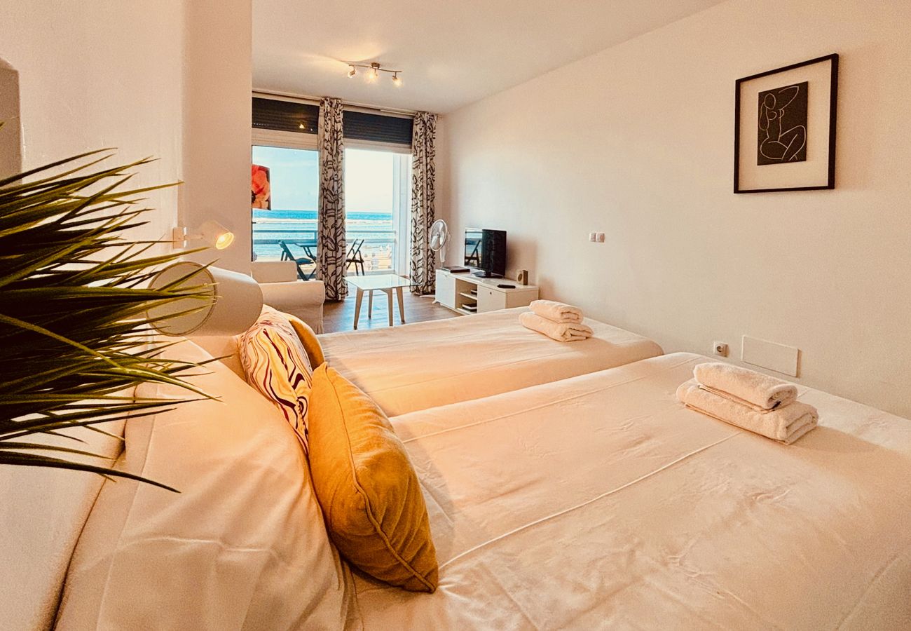 Apartamento en Las Palmas de Gran Canaria - Click&Guest - Oceanview Bliss in Gran Canaria