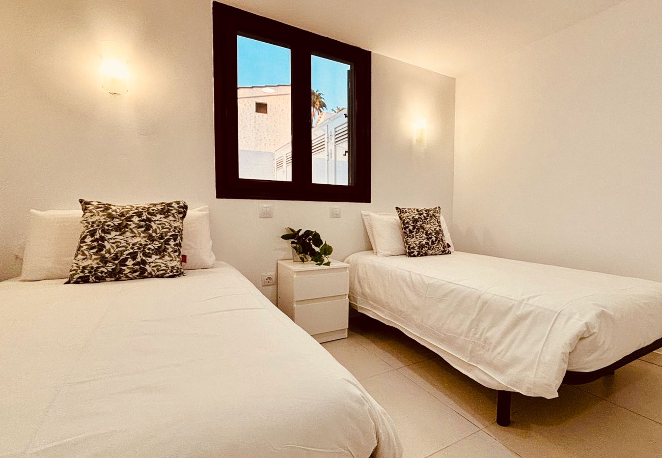 Apartamento en San Bartolomé de Tirajana - Click&Guest · Atlantis Light in Maspalomas