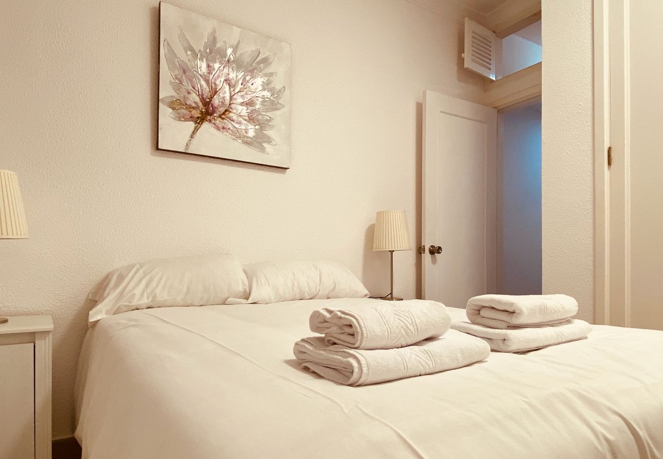 Ferienwohnung in Las Palmas de Gran Canaria - Click&Guest - Las Canteras Rose