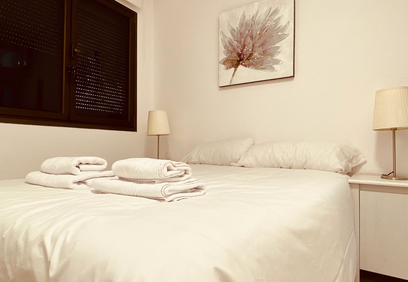 Ferienwohnung in Las Palmas de Gran Canaria - Click&Guest - Las Canteras Rose